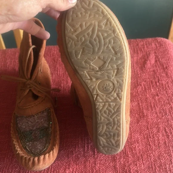 The Sak Beaded Moccasins size 8.5 - Picture 4 of 6